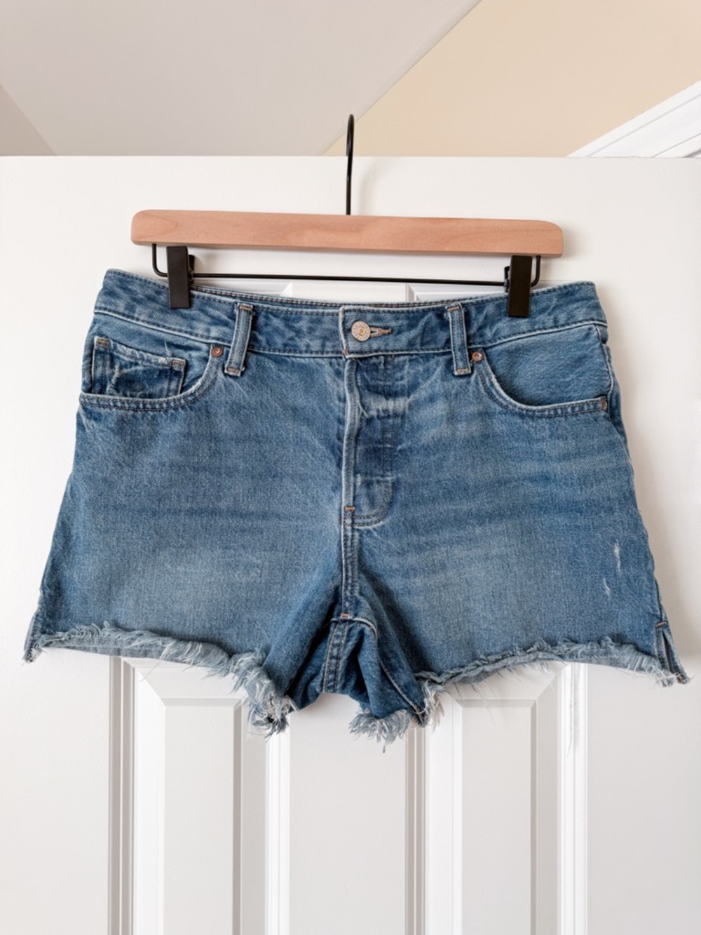 Express Boyfriend Midi Denim Short